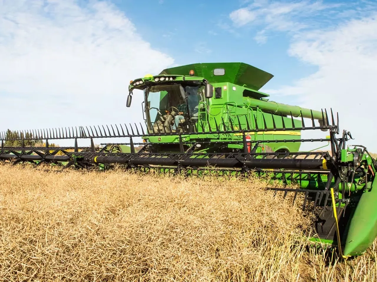 S780 Combine - John Deere Africa & Middle East