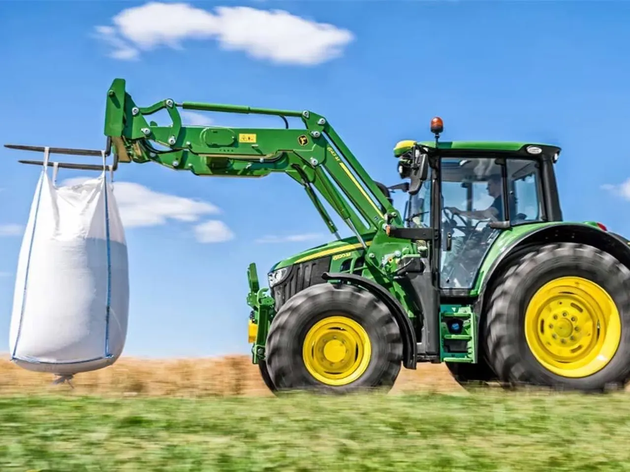 643M Frontloader - John Deere Africa & Middle East