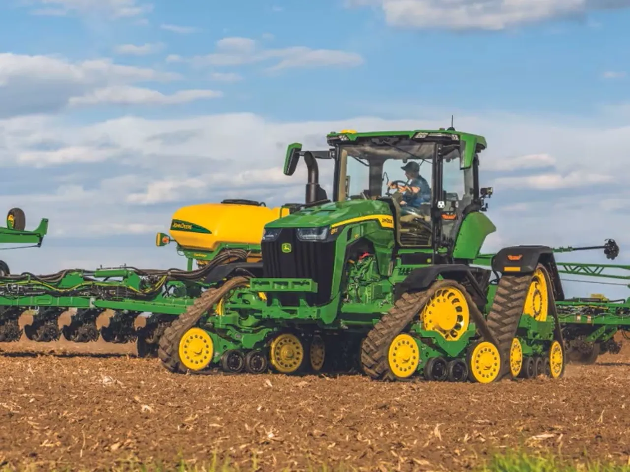 8RX 410 Tractor - John Deere Africa & Middle East