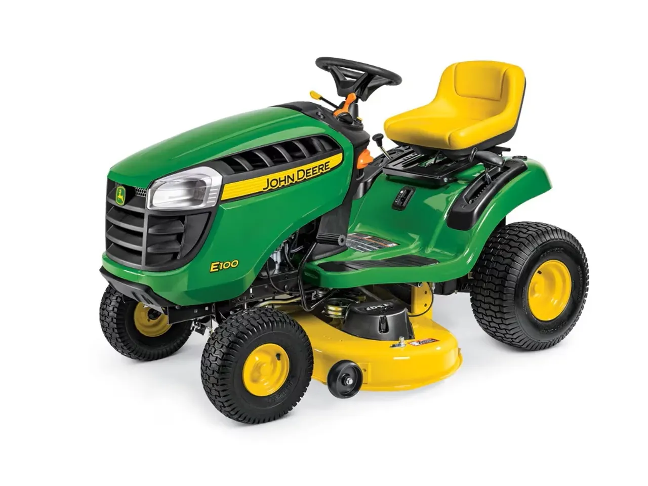 E100 Lawn Tractor - John Deere Africa & Middle East