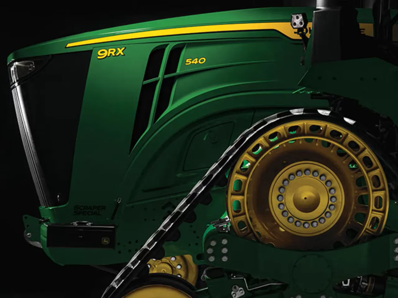 9RX 540 Scraper Special Tractor - John Deere Africa & Middle East