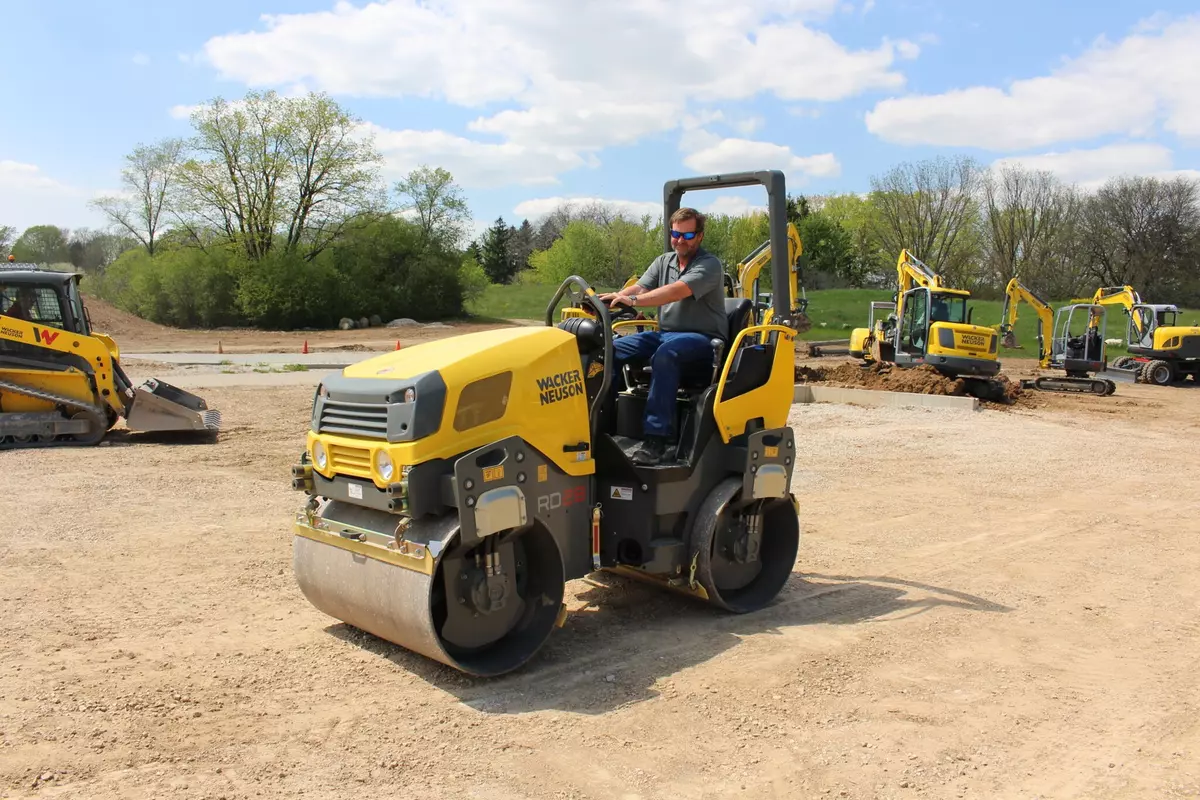 Tandem roller RD27 - Wacker Neuson