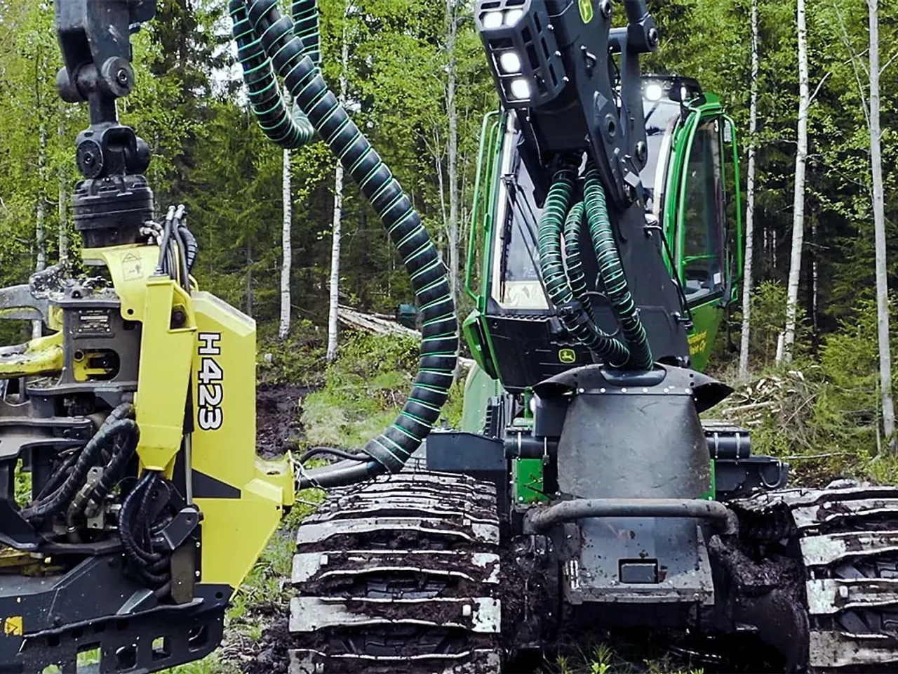 H423 Harvester Head - John Deere Africa & Middle East