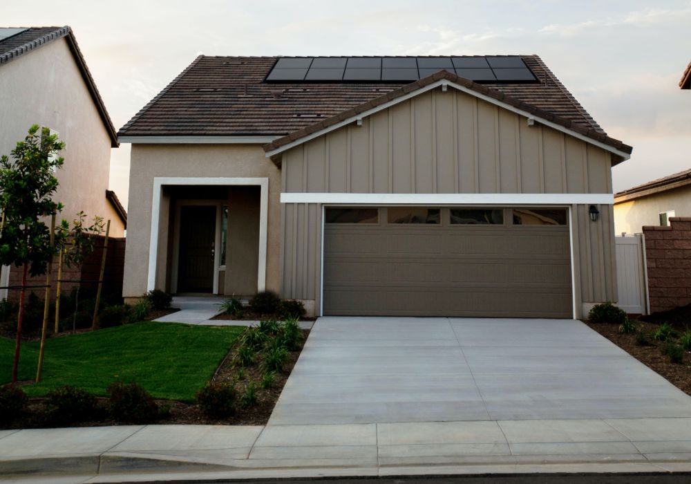 solar panels on houses 