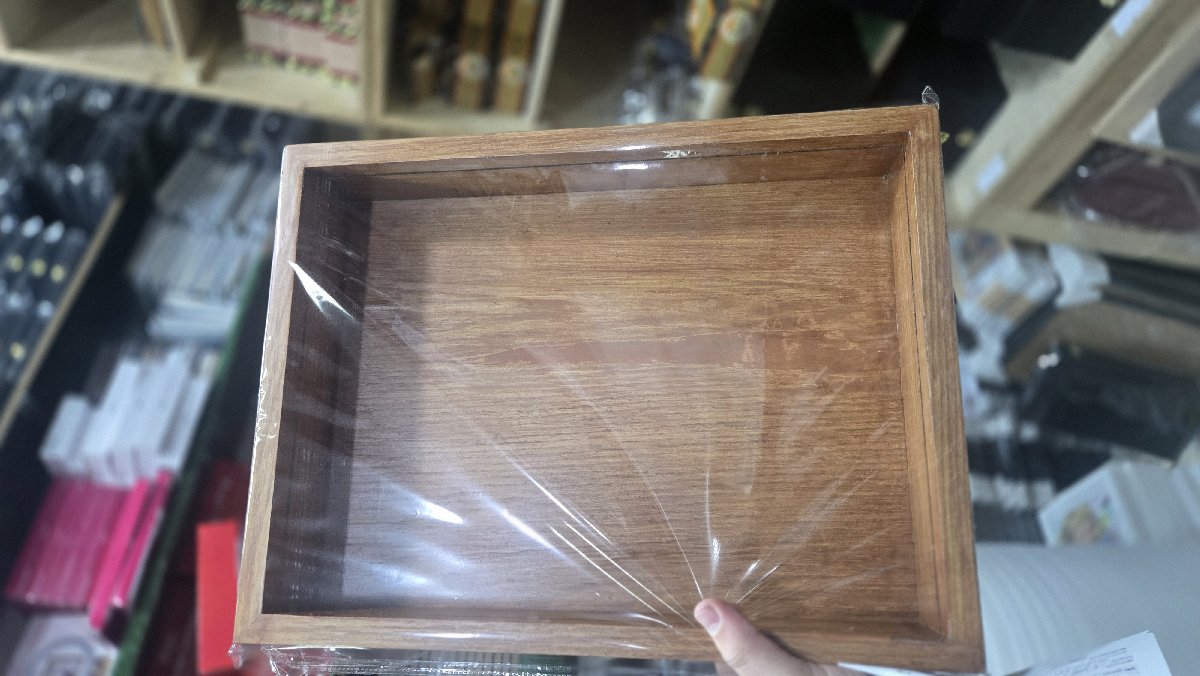 برواز ورد 25*25 قشره بني فاتح