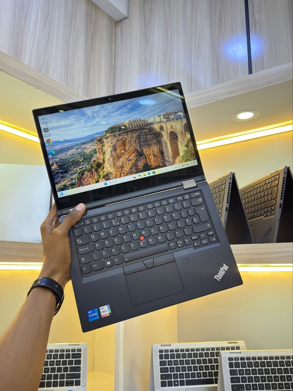 LENOVO YOGA L13 X360
