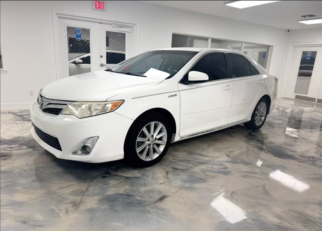 2012 Toyota camry Hybrid photo 2