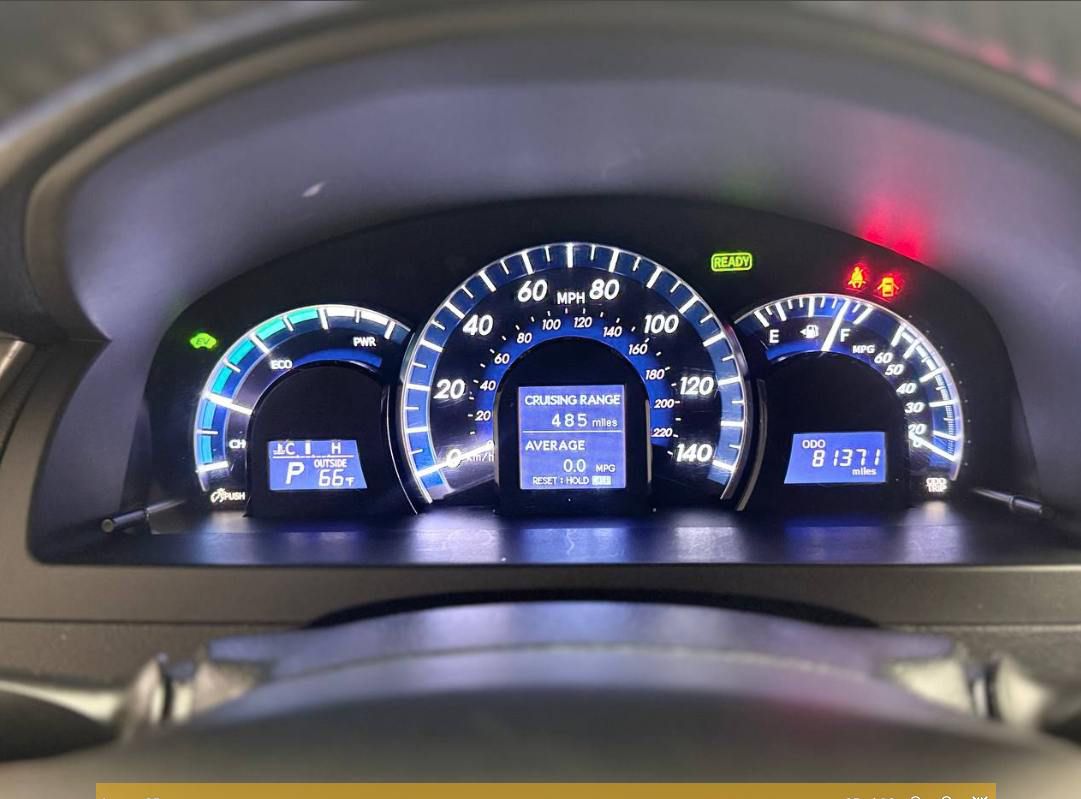 2012 Toyota camry Hybrid photo 6