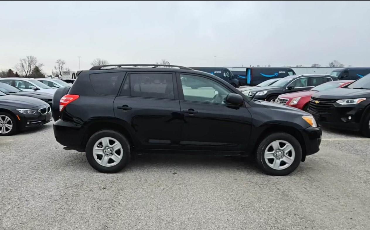 2010 Toyota RAV4 photo 4