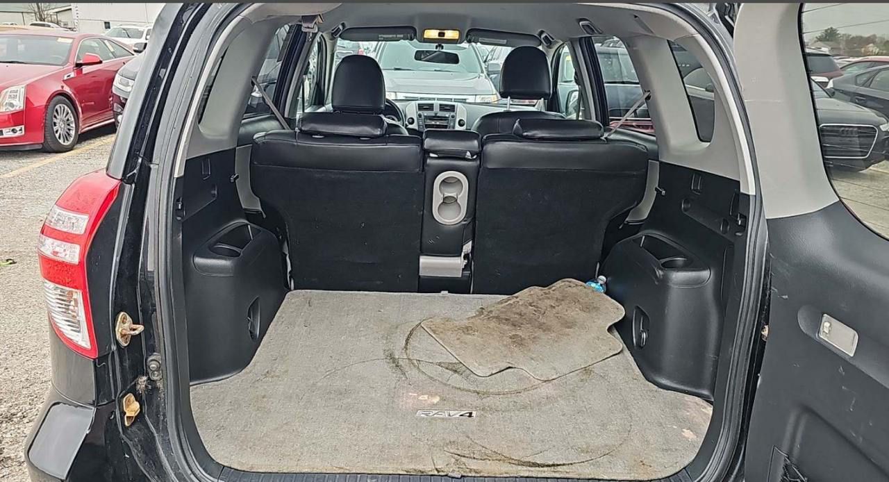 2010 Toyota RAV4 photo 6