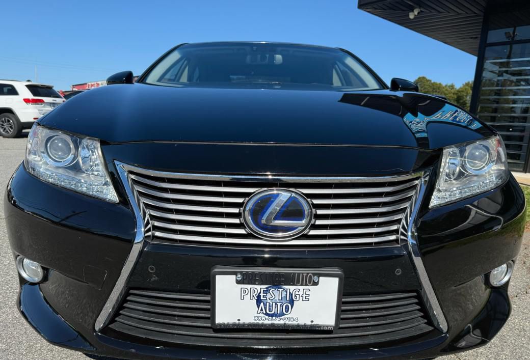 Lexus ES300h