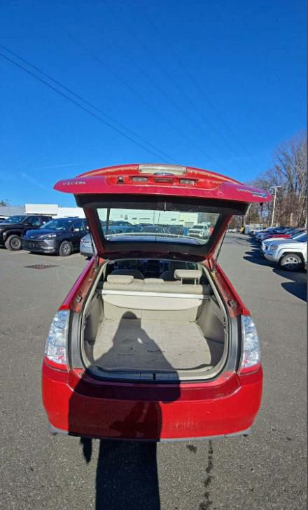 Toyota Prius Hybrid photo 2