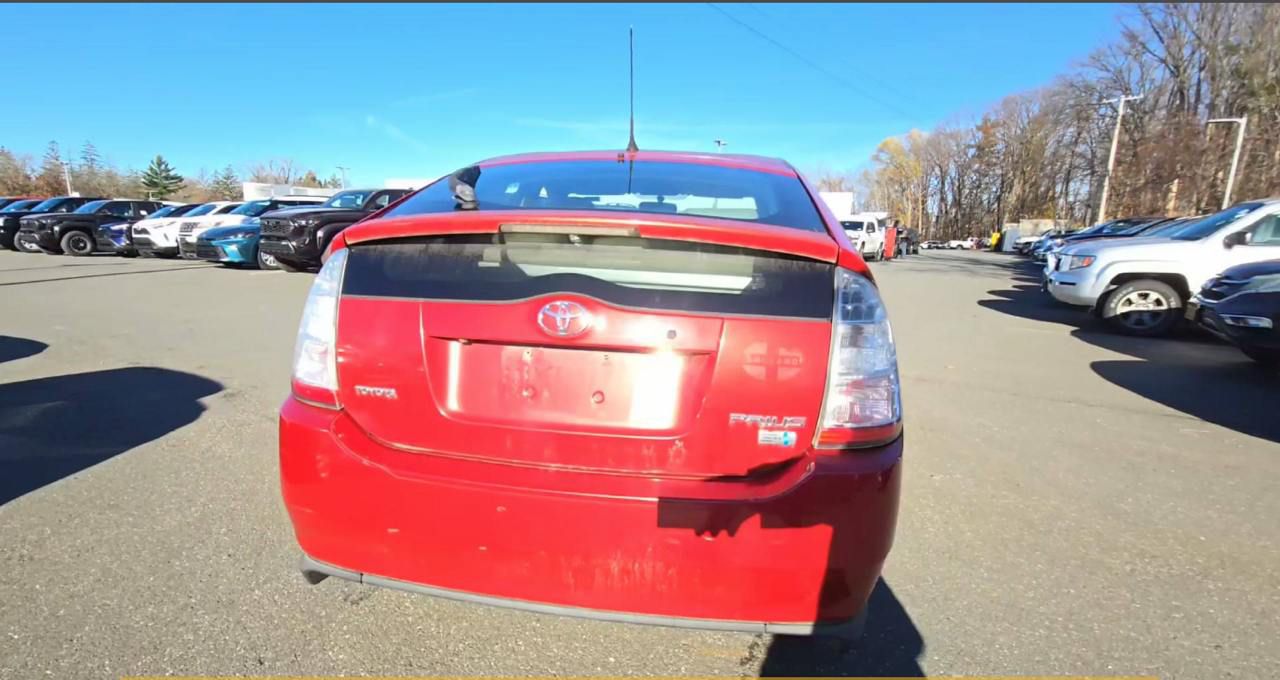 Toyota Prius Hybrid photo 5