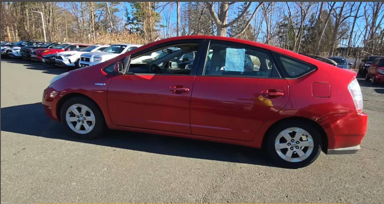 Toyota Prius Hybrid photo 7