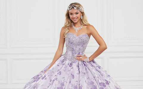 Hermosos Vestidos Estampados para tu Quinceañera