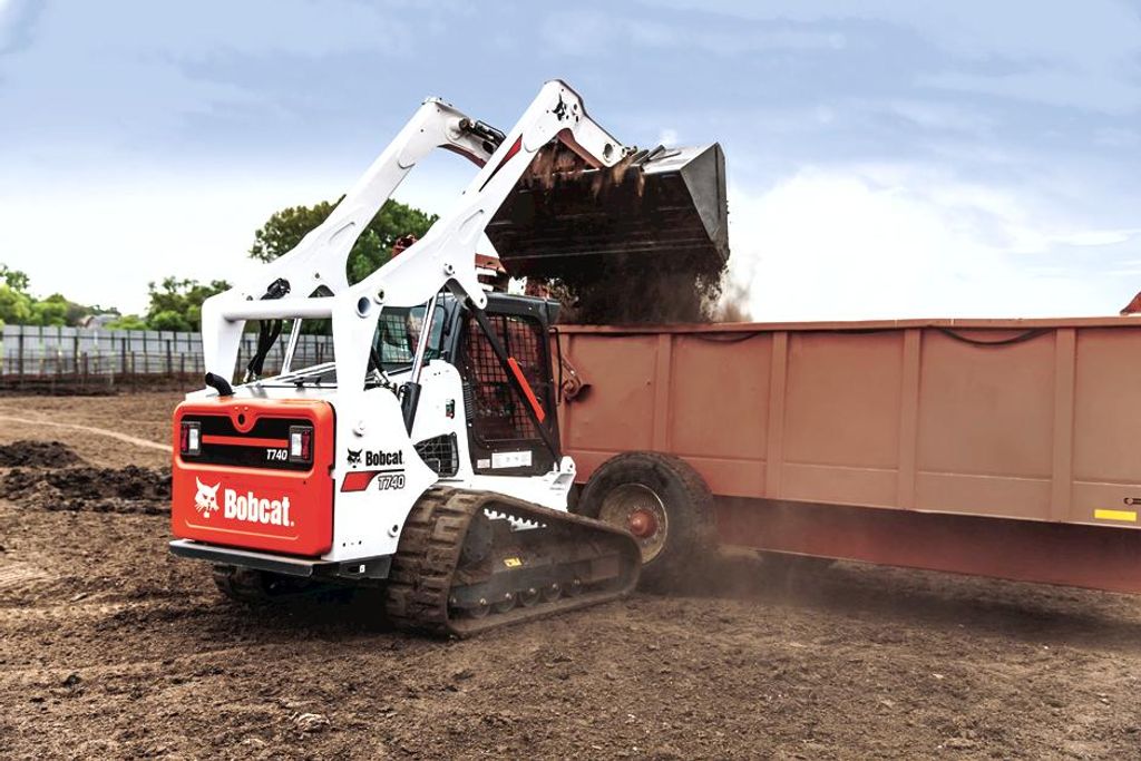 Bobcat T740