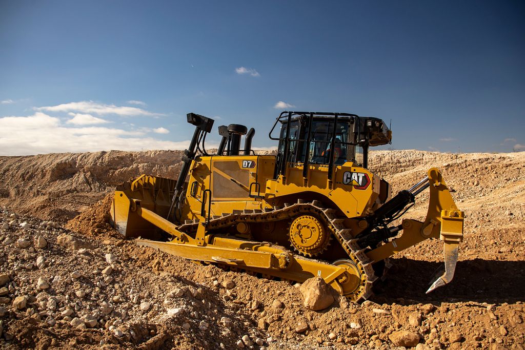 Caterpillar D7