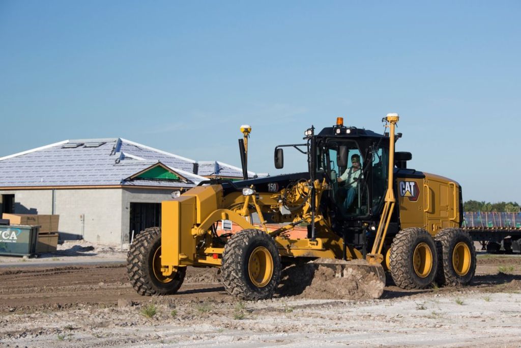 Caterpillar 160 AWD