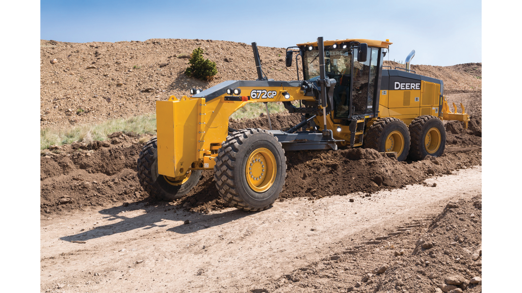 John Deere 670 (Motor Grader)