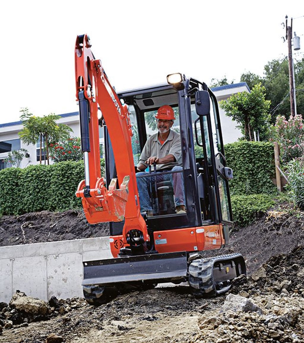 Kubota KX018