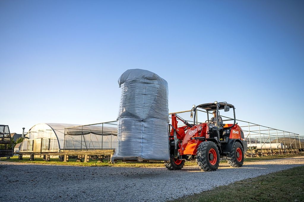 Kubota R540