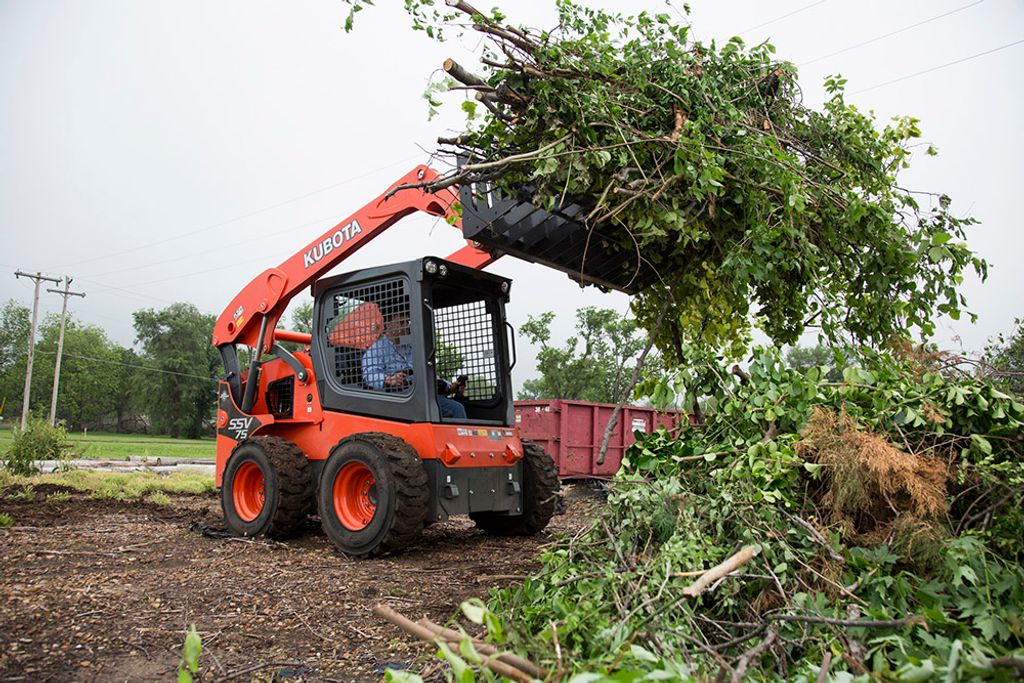 Kubota SSV75