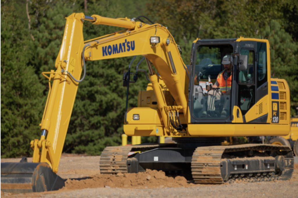 Komatsu PC130