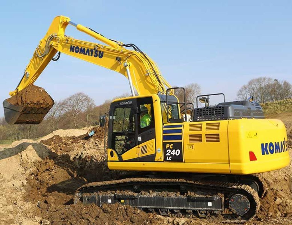 Komatsu PC240