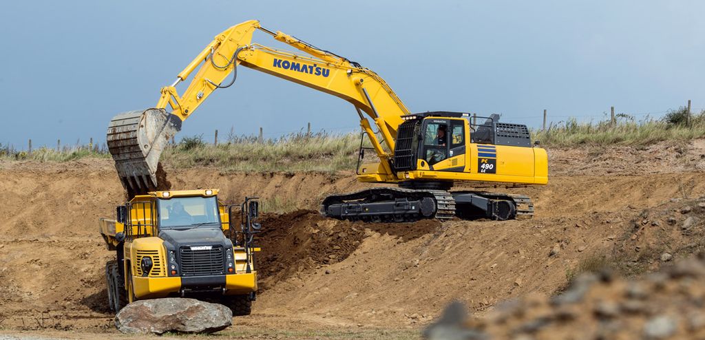 Komatsu PC490