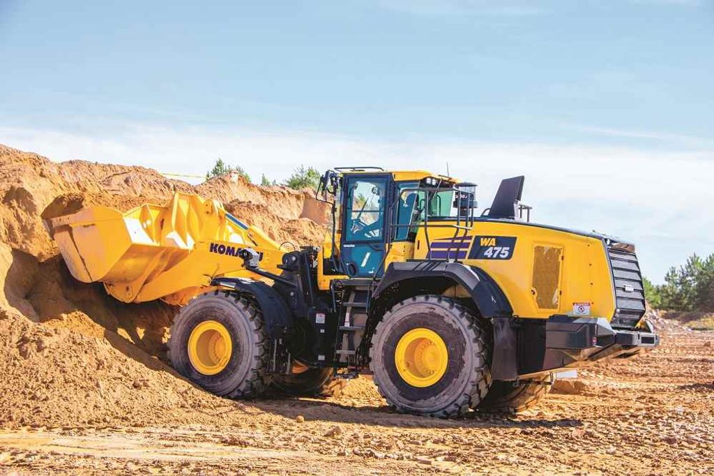 Komatsu WA475