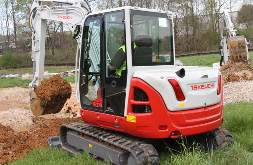 Takeuchi TB370