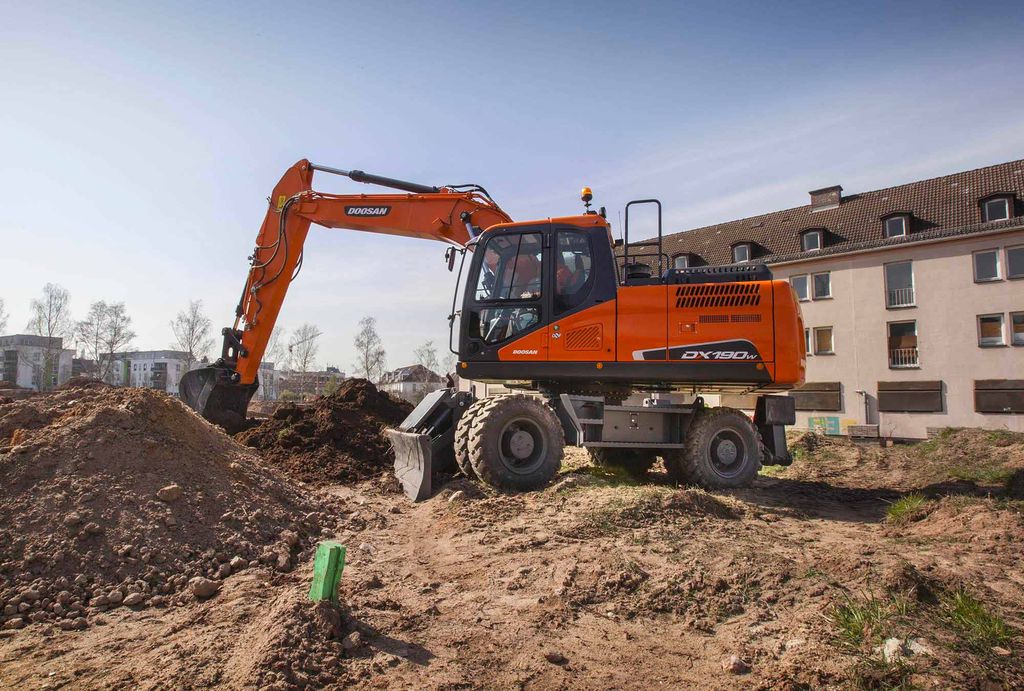 Doosan DX190W