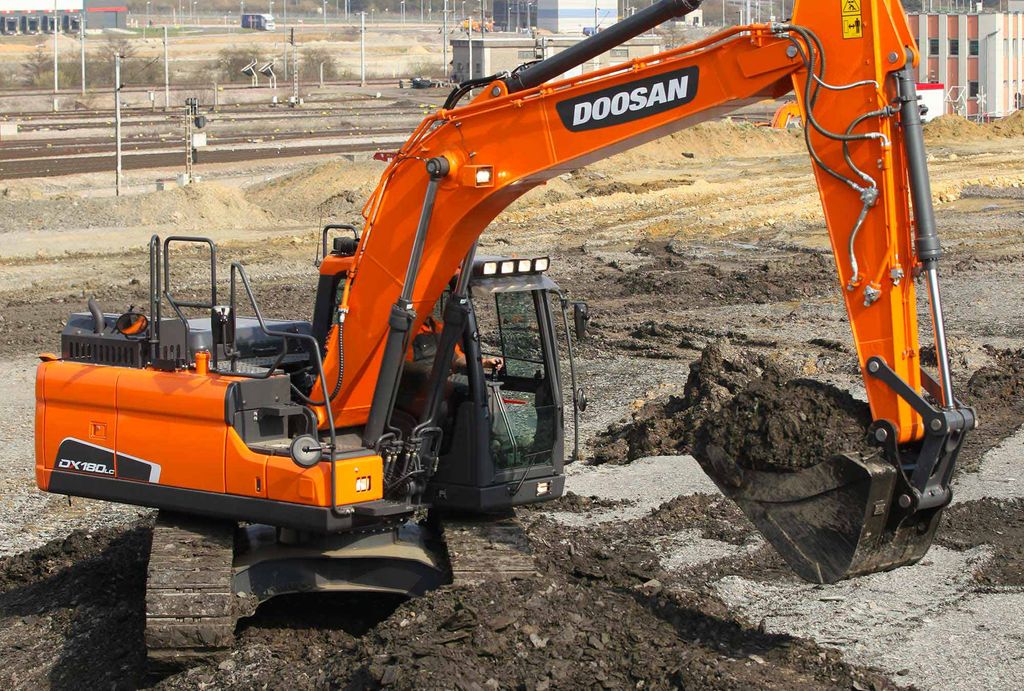 Doosan DX180