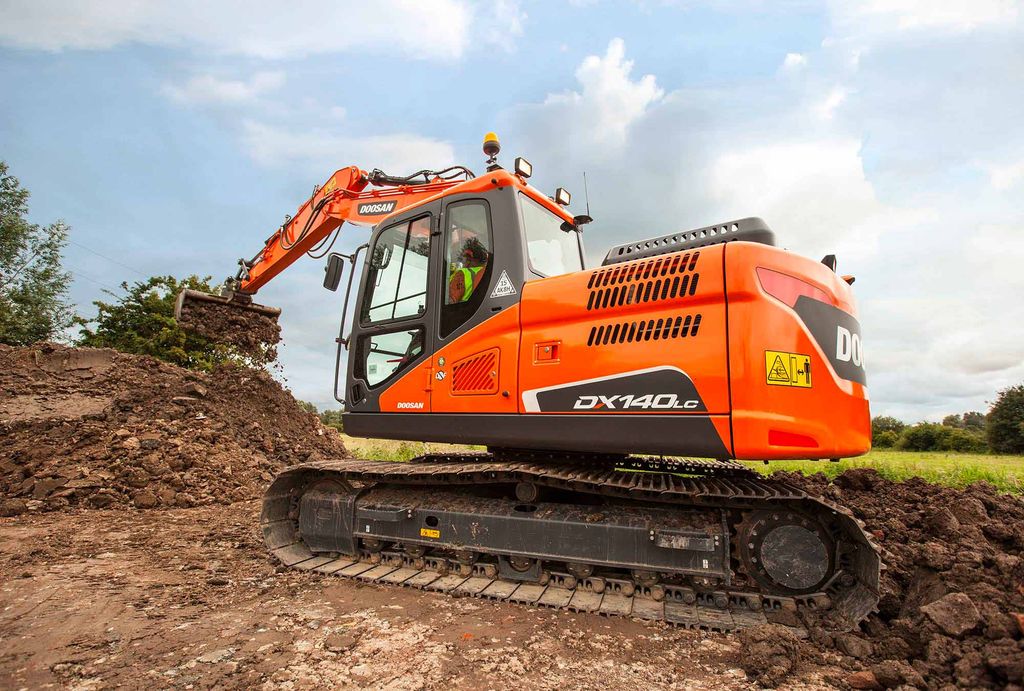 Doosan DX140