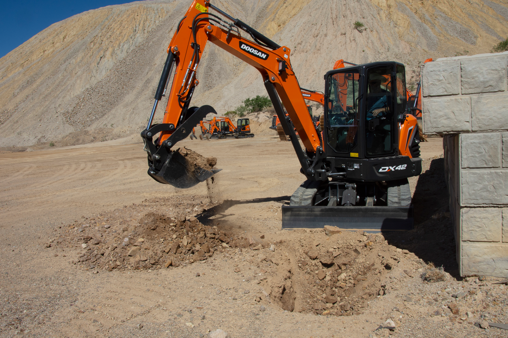 Doosan DX42