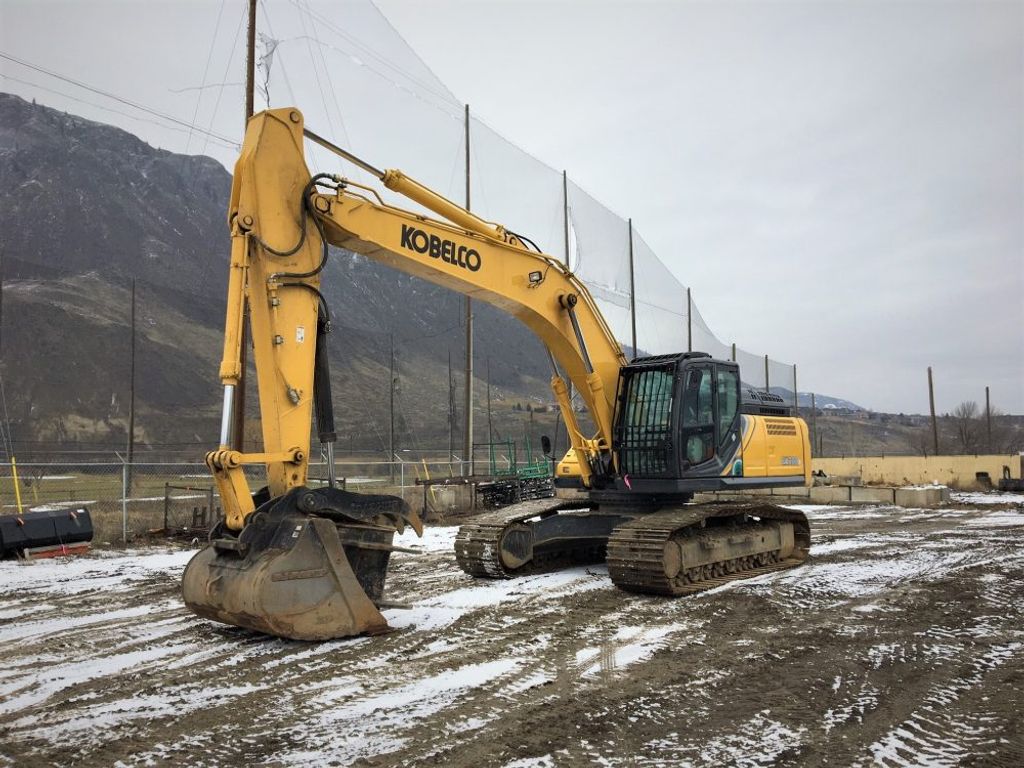 Kobelco SK270