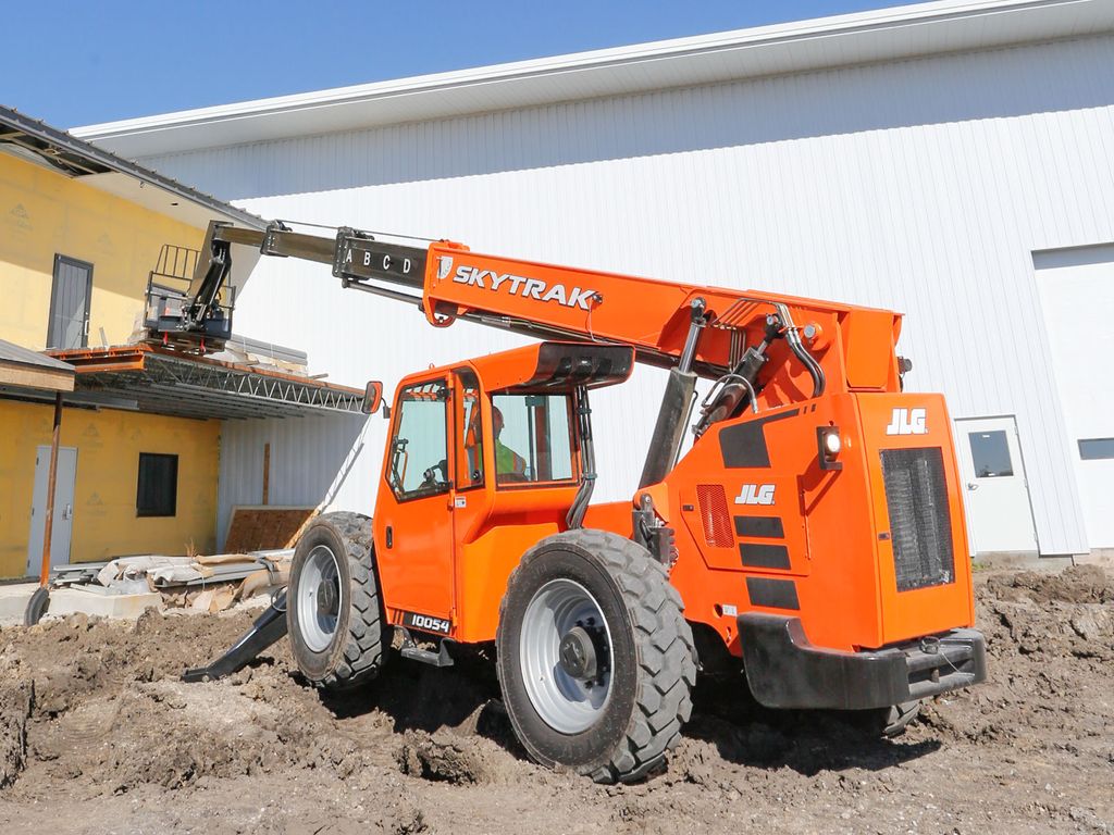 JLG (SkyTrak) 10054