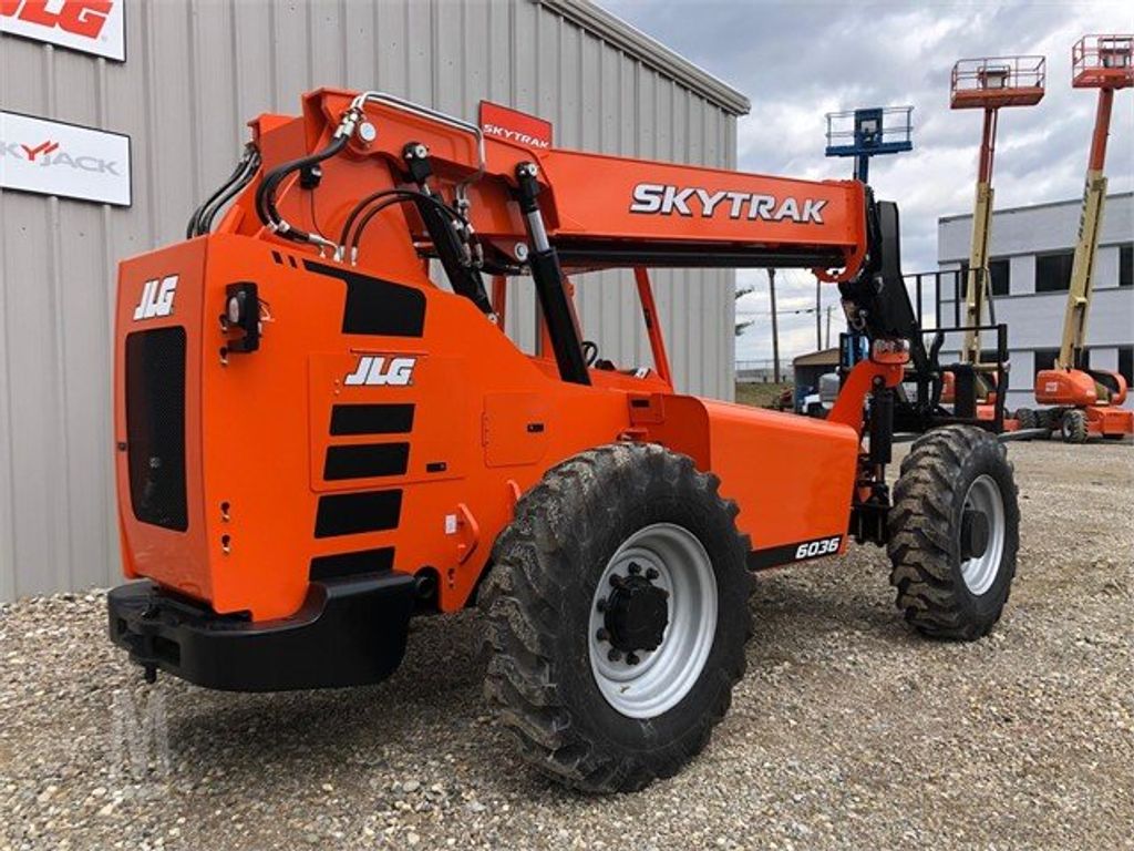 JLG (SkyTrak) 6036