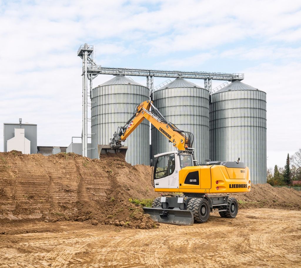 Liebherr A 918