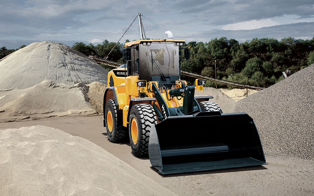 Hyundai HL940