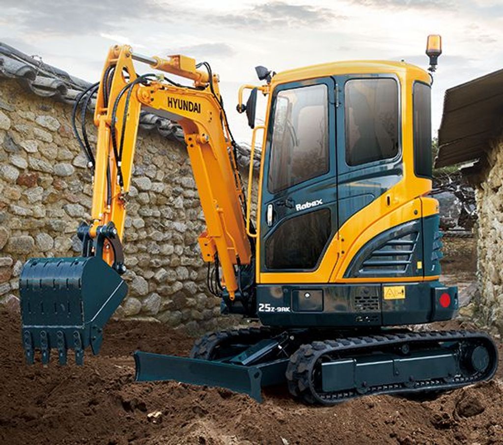 Hyundai R25