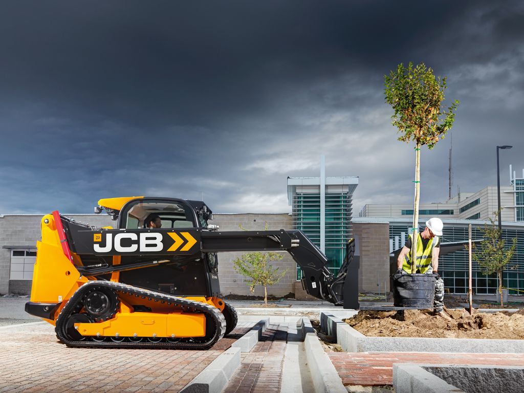 JCB 3TS-8T