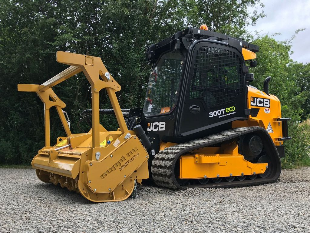 JCB 300T