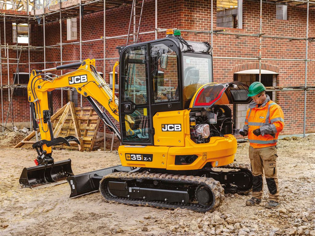 JCB 35