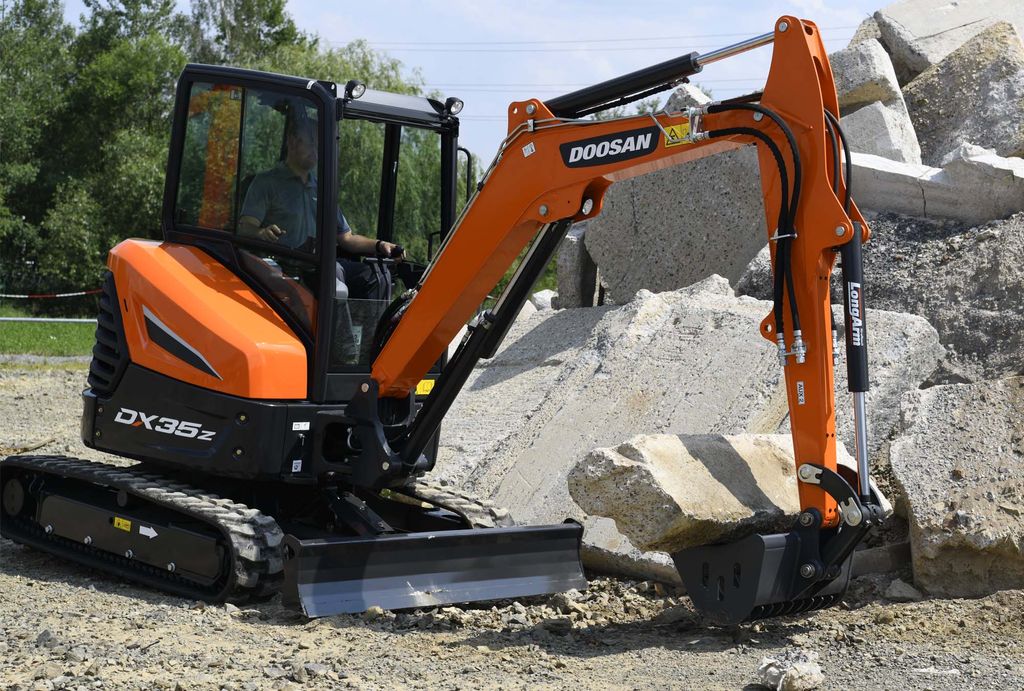 Doosan DX35