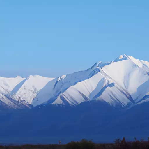 A picture of a snow-covered mountain range