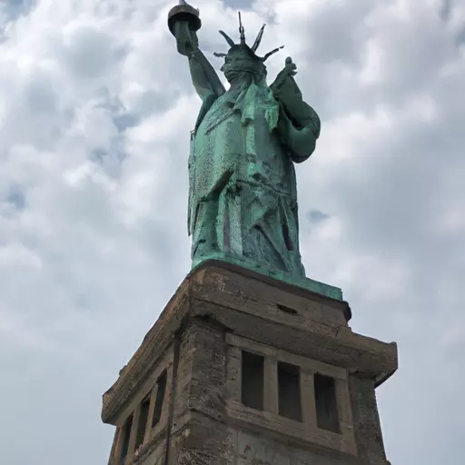 A picture of the Statue of Liberty