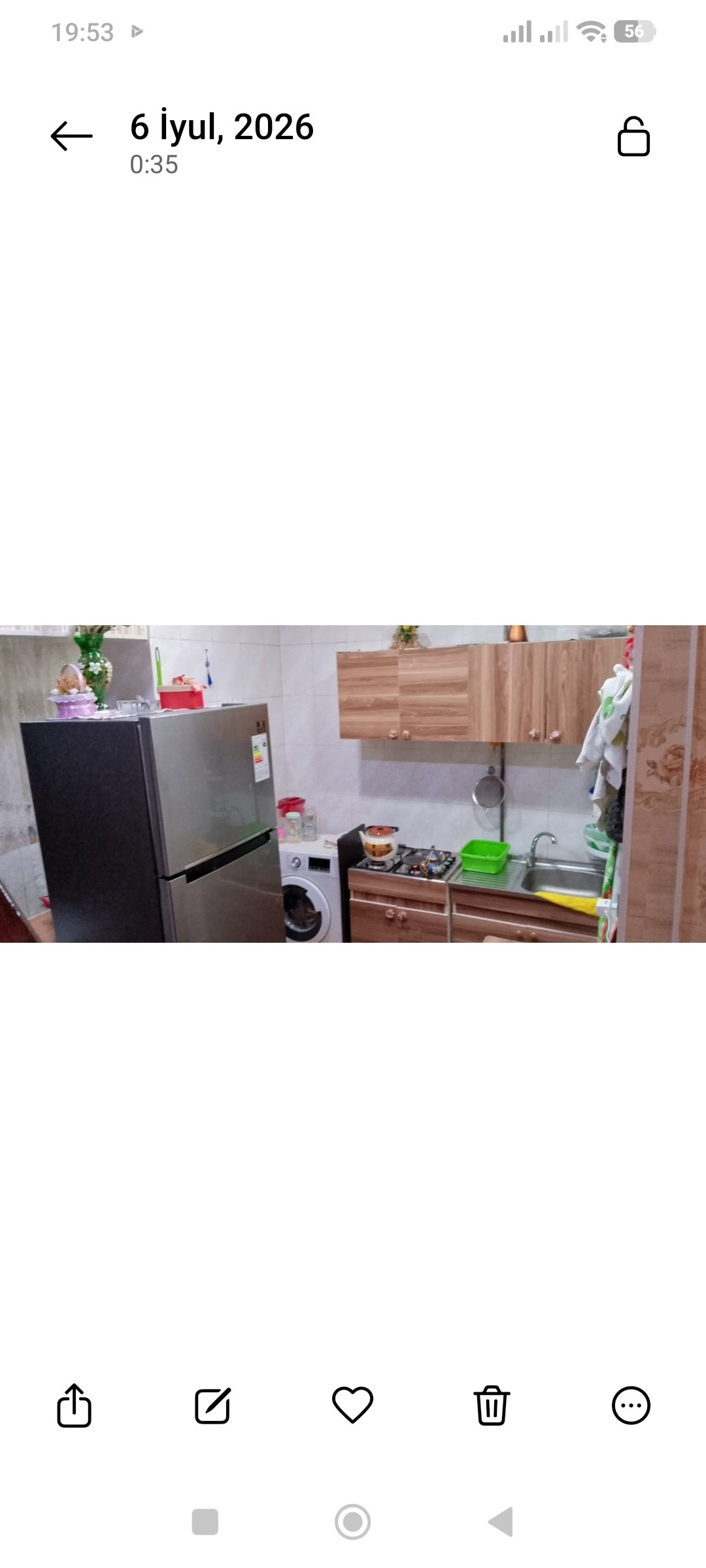 Səbail rayon ev satılır 3otaqli Elçin Əzizov kucəsi