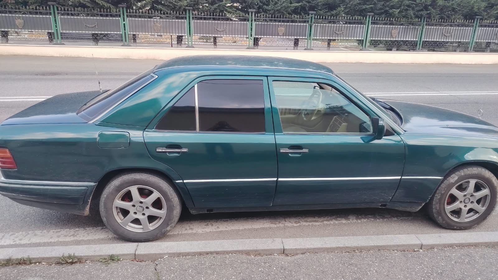 Mercedes E class satılır