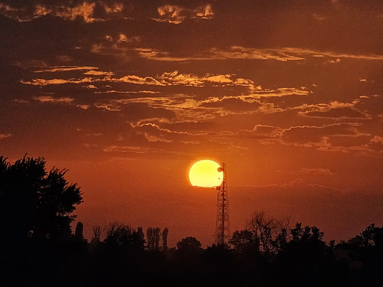 🌇 Sunset Over Qusar
